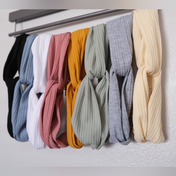 Assorted Headbands - Picture 2 of 3